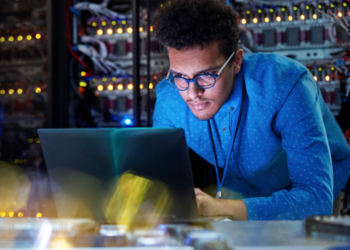 How to Become a Cybersecurity Analyst in Australia