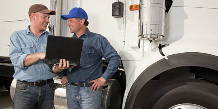 Types of Tarps and Covers for Your Semi Truck