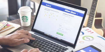 Pros and Cons of Facebook Advertising