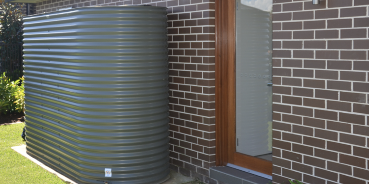 What should you consider before buying a Colorband water tank?