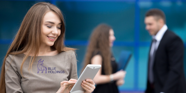 BlueHoldings Introduces Live Signals For Informed Transaction Choice