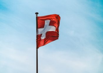 1 Swiss Introduces Live Signals For Informed Transaction Choice