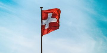 1 Swiss Introduces Live Signals For Informed Transaction Choice