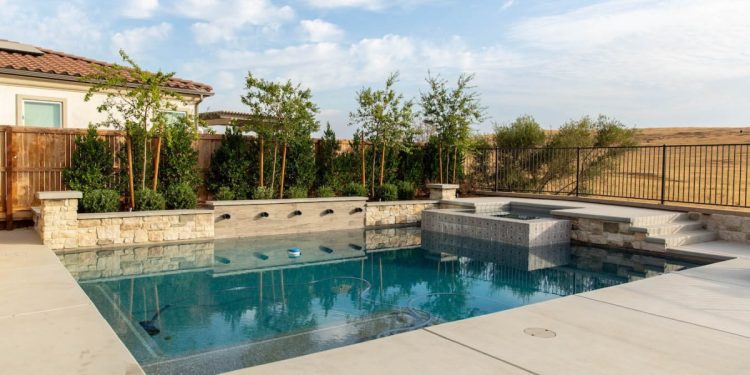 How to Plan and Budget for a Swimming Pool Renovation