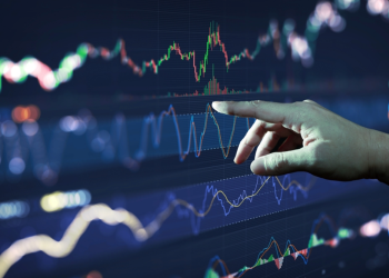 Finance Phantom Review – Maximize your Profits with AI Technology