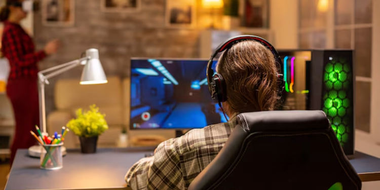 Gamification in Online Games Development Strategies that Hook Players