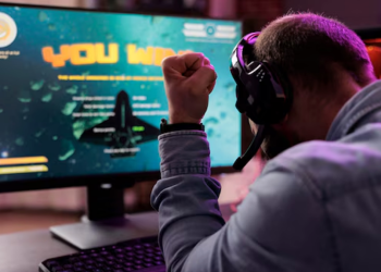 What It Takes to Build a Winning Online Game