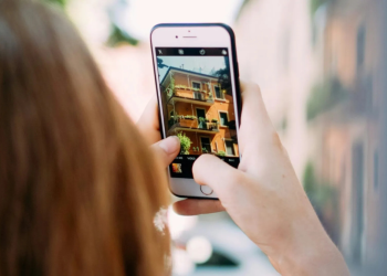 Using Social Media for Real Estate Prospecting: What Works in 2025